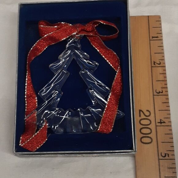 Bundle of 2 silverplate cardinal and Mikasa Christmas tree ornaments. - Picture 8 of 9